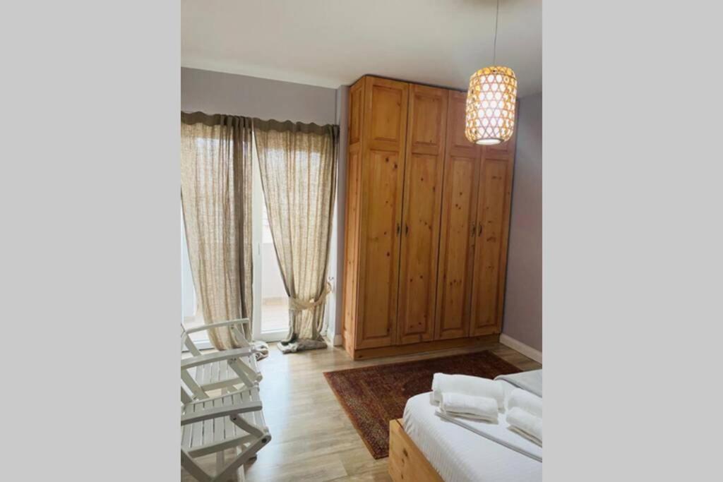 Cozy Lake Front Flat Bequeme Wohnung An Der See Pogradec Buitenkant foto