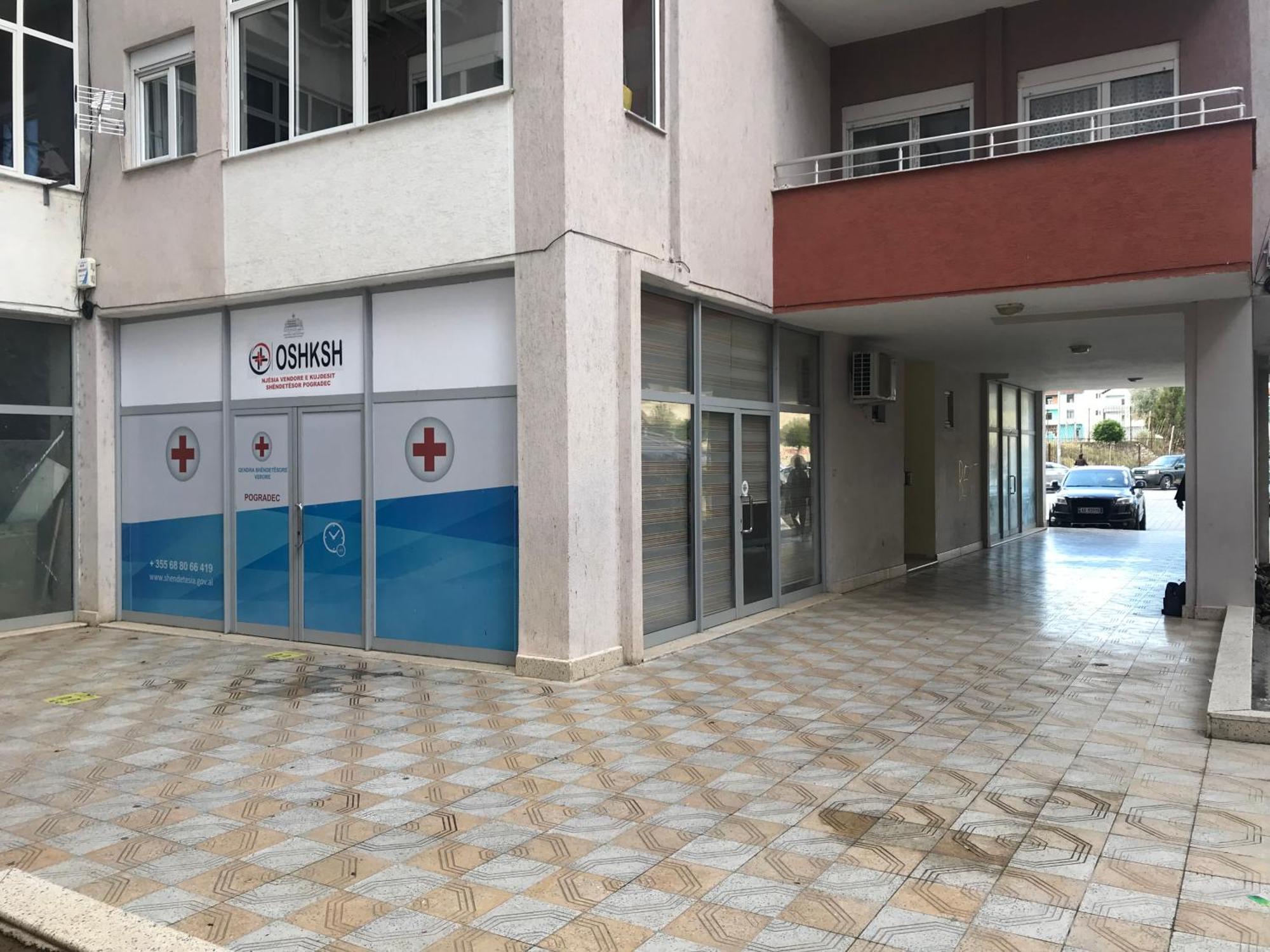 Cozy Lake Front Flat Bequeme Wohnung An Der See Pogradec Buitenkant foto